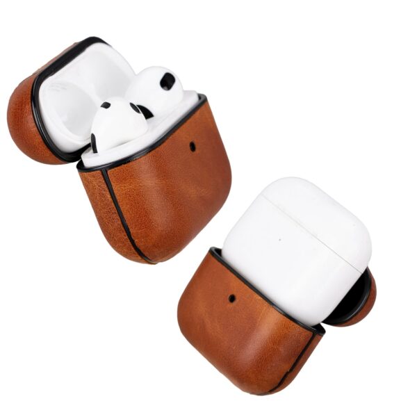 gillette-leather-case-for-airpods-3-toronata-517612.jpg Gillette Leather Case for AirPods 3